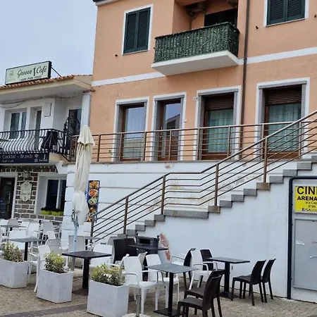 Сasa de vacaciones Sardinia & -suite In Centro- Santa Teresa Gallura